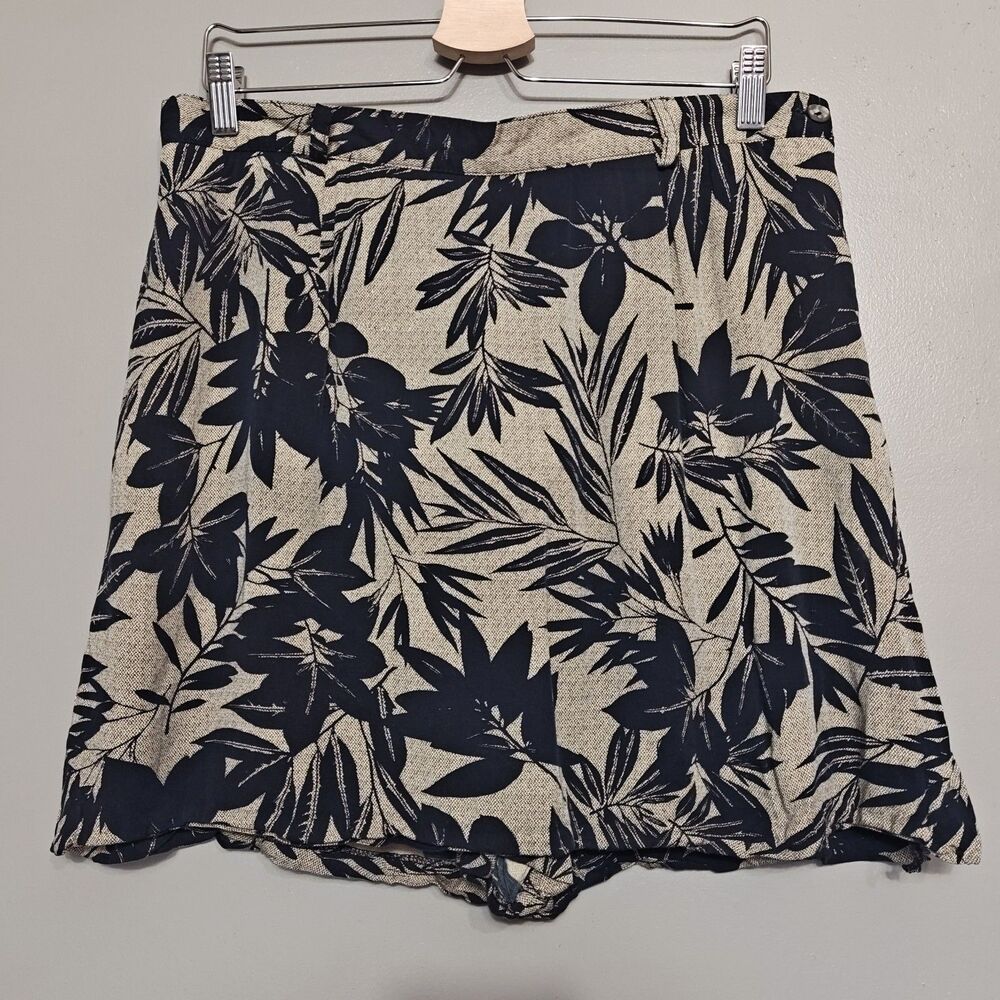 Tehama Nancy Haley Mini Skirt Skort Womens Size 14 Beige Black Floral Golf